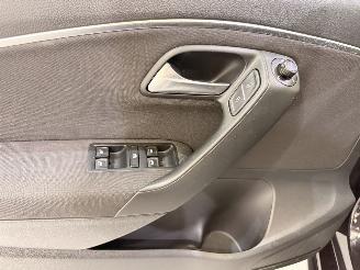 Volkswagen Polo V HB 1.0 Lounge Clima picture 36