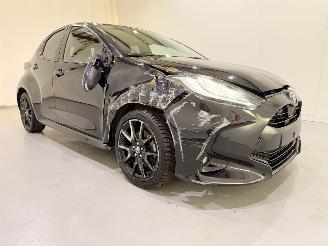 škoda osobní automobily Toyota Yaris HB 1.5 HEV Comfort Style 2023/2