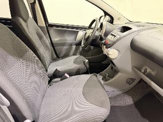 Toyota Aygo HB 1.0-12V Airco picture 16