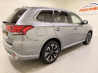 Mitsubishi Outlander 2.0 PHEV Instyle+ 4WD Aut. picture 6