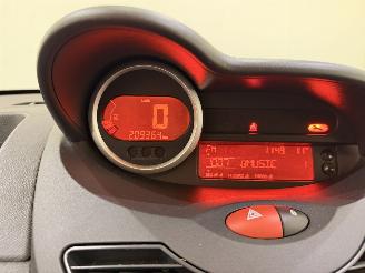 Renault Twingo 1.5 dCi 85 Collection Airco picture 12