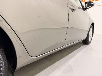 Toyota Auris HB 1.8 Hybrid Comfort picture 19