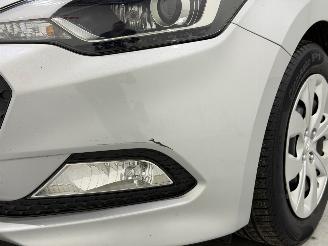 Hyundai I-20 HB 1.2 i-Motion Airco picture 19