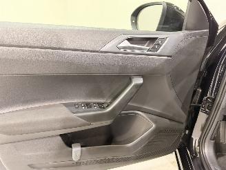 Volkswagen Taigo 1.0 TSI R Line Business Black Aut7 Pano picture 24