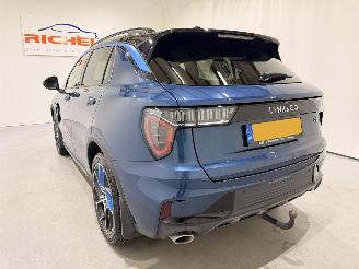 Lynk & Co 01 1.5 Plug-in Hybrid Pano/Apple picture 24