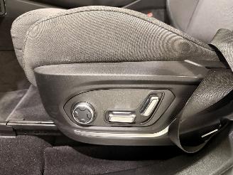 Lynk & Co 01 1.5 Plug-in Hybrid Pano/Apple picture 33