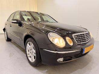 skadebil auto Mercedes E-klasse Sedan E200 K Avantgarde Aut 2004/5