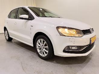 krockskadad bil auto Volkswagen Polo HB 1.0 Comfortline Clima 2015/5