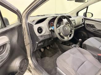 Toyota Yaris HB 1.0 VVT-i Aspiration picture 7