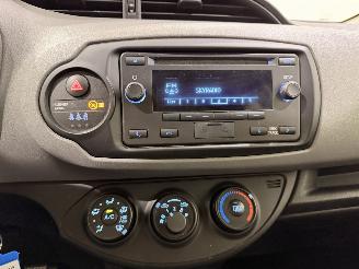 Toyota Yaris HB 1.0 VVT-i Aspiration picture 13