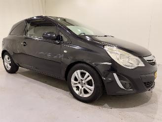 damaged passenger cars Opel Corsa 1.3 CDTI Anniversry Edition Navi 2012/3