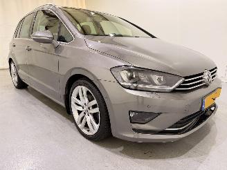 krockskadad bil auto Volkswagen Golf Sportsvan 1.4 TSI Highline Aut7 Pano/Navi 2014/12