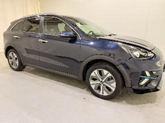 Voiture accidenté Kia Niro e-Niro 64kWh ExecutiveLine Navi 2019/6