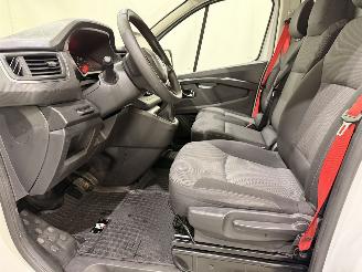 Renault Trafic 2.0 Blue dCi 150 Comfort Automatic picture 34