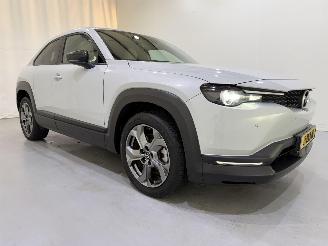 skadebil auto Mazda MX-30 e-Skyactiv EV 145 First Edition aut 2020/11