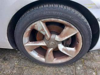 Opel Astra Astra J GTC (PD2/PF2), Hatchback 3-drs, 2011 / 2018 1.4 Turbo 16V ecoFLEX 120 picture 34
