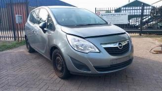 Coche siniestrado Opel Meriva Meriva, MPV, 2010 / 2017 1.4 16V Ecotec 2010/11
