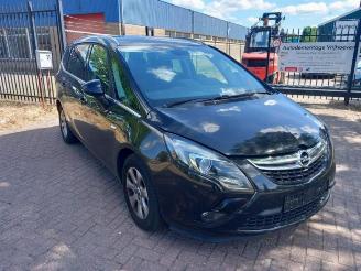 Coche siniestrado Opel Zafira Zafira Tourer (P12), MPV, 2011 / 2019 1.6 CDTI 16V ecoFLEX 136 2014/7