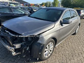 Auto incidentate Mercedes A-klasse 180 Ambition   (  78821 Km ) 2016/5