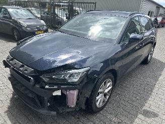 skadebil auto Seat Leon Sportstourer 1.0 TSI Style Business Intense 2022/8