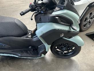 Yamaha  Tricity 300 ABS   ( 118 Km  !!! ) picture 11