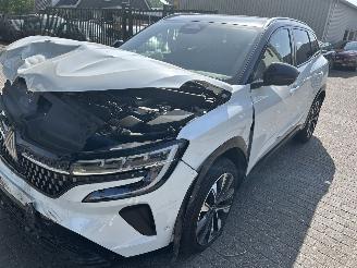 skadebil auto Renault Austral 1.2 Mild Hybride Advanced 130 Techno  ( Panoramadak ) 2024/2