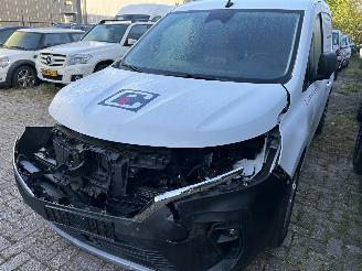 skadebil auto Nissan Town Star Connecta  Automaat  45 KwH  Electric 2024/11
