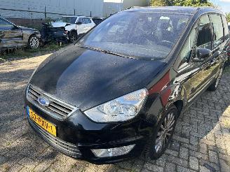 Auto incidentate Ford Galaxy 2.0 SCTI  Titanium Automaat  ( 7 Persoons ) 2011/4
