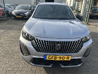 Peugeot 2008 1.2 PureTech  Allure picture 2