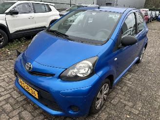 Toyota Aygo 1.0 VVT-i Now 5 Drs - airco picture 1