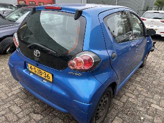 Toyota Aygo 1.0 VVT-i Now 5 Drs - airco picture 6