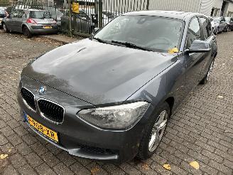 BMW 1-serie 116i   5 drs - schuifdak picture 1