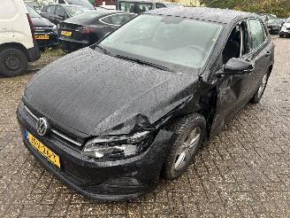 krockskadad bil auto Volkswagen Polo 1.0  Automaat  5 drs 2020/7
