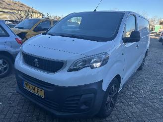 krockskadad bil bedrijf Peugeot Expert 2.0 BlueHDI 2017/1