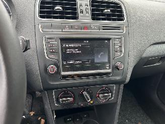 Volkswagen Polo 1.2 TSI   5 drs picture 9