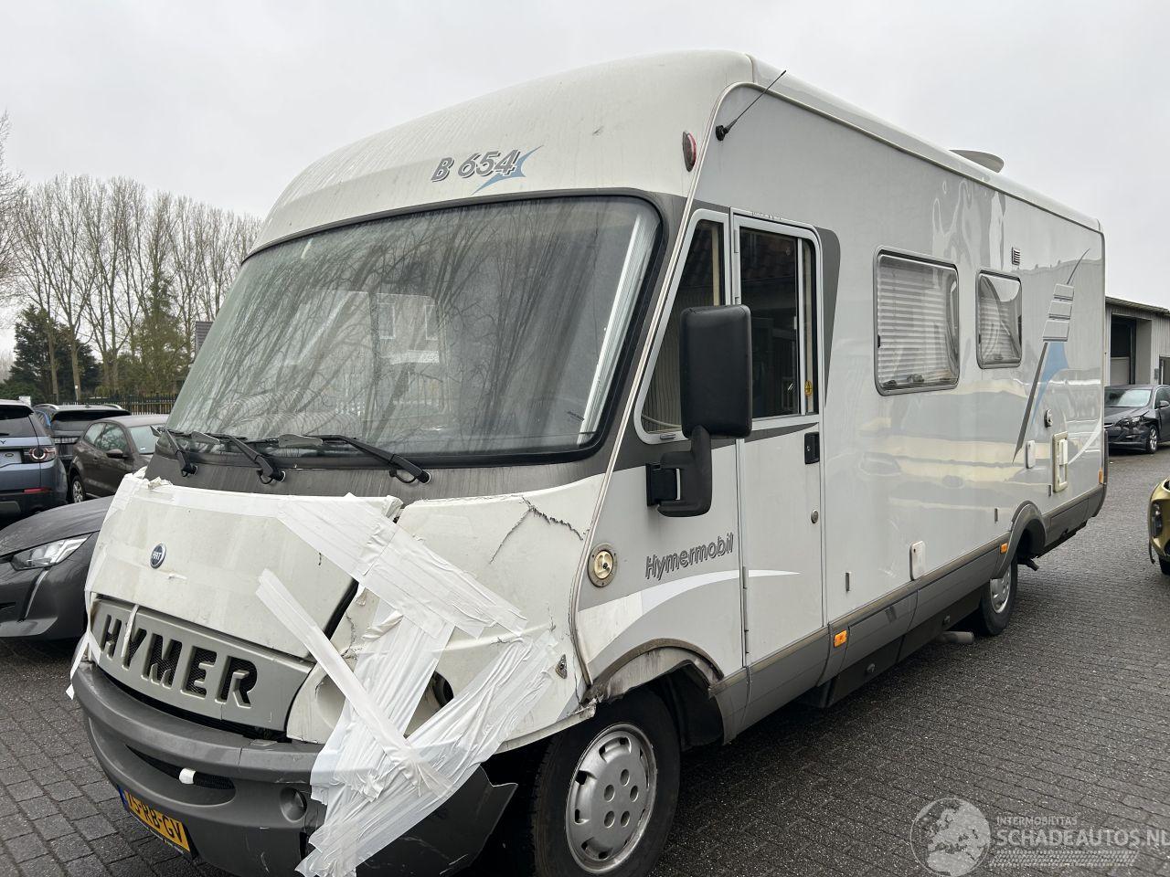 Hymer  B 654