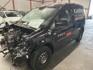 krockskadad bil bedrijf Volkswagen Caddy 2.0 TDI 2020/2