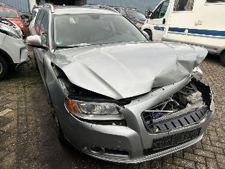 Volvo V-70 2.0  T   R-Edition  Automaat picture 2