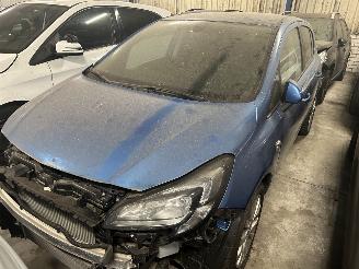 krockskadad bil auto Opel Corsa 1.0    5 Drs 2019/9