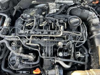 Volkswagen Golf 1.6 TDI  BlueMotion  5 Drs picture 9