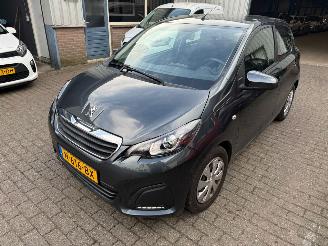 damaged passenger cars Peugeot 108 1.0  e-VTI    ( 24709 Km ) 2021/10