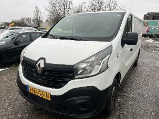 skadebil bedrijf Renault Trafic 1.6 dCi T29 L2H1 Comfort Energy 2018/10