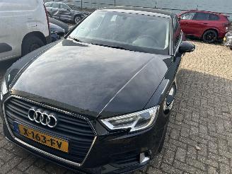 skadebil auto Audi A3 1.0 TFSI  Sedan Automaat 2017/7