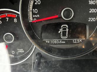 Volkswagen Up! 1.0 picture 8