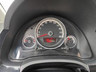 Volkswagen Up! 1.0 High Up! picture 19