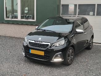 damaged passenger cars Peugeot 108 1.0 e-VTI Allure Clima Cruise 2020/1