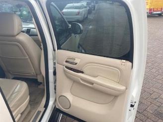 Cadillac Escalade Escalade, SUV, 2014 / 2020 6.2 V8 4x4 picture 14