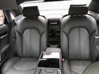 Audi A8  picture 9