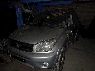 Uttjänta bilar auto Toyota Rav-4 RAV4 (A2), Terreinwagen, 2000 / 2005 2.0 16V VVT-i 4x4 2004/7