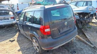 Vrakbiler auto Skoda Yeti Yeti (5LAC), SUV, 2009 / 2017 2.0 TDI 16V 4x4 2016/12